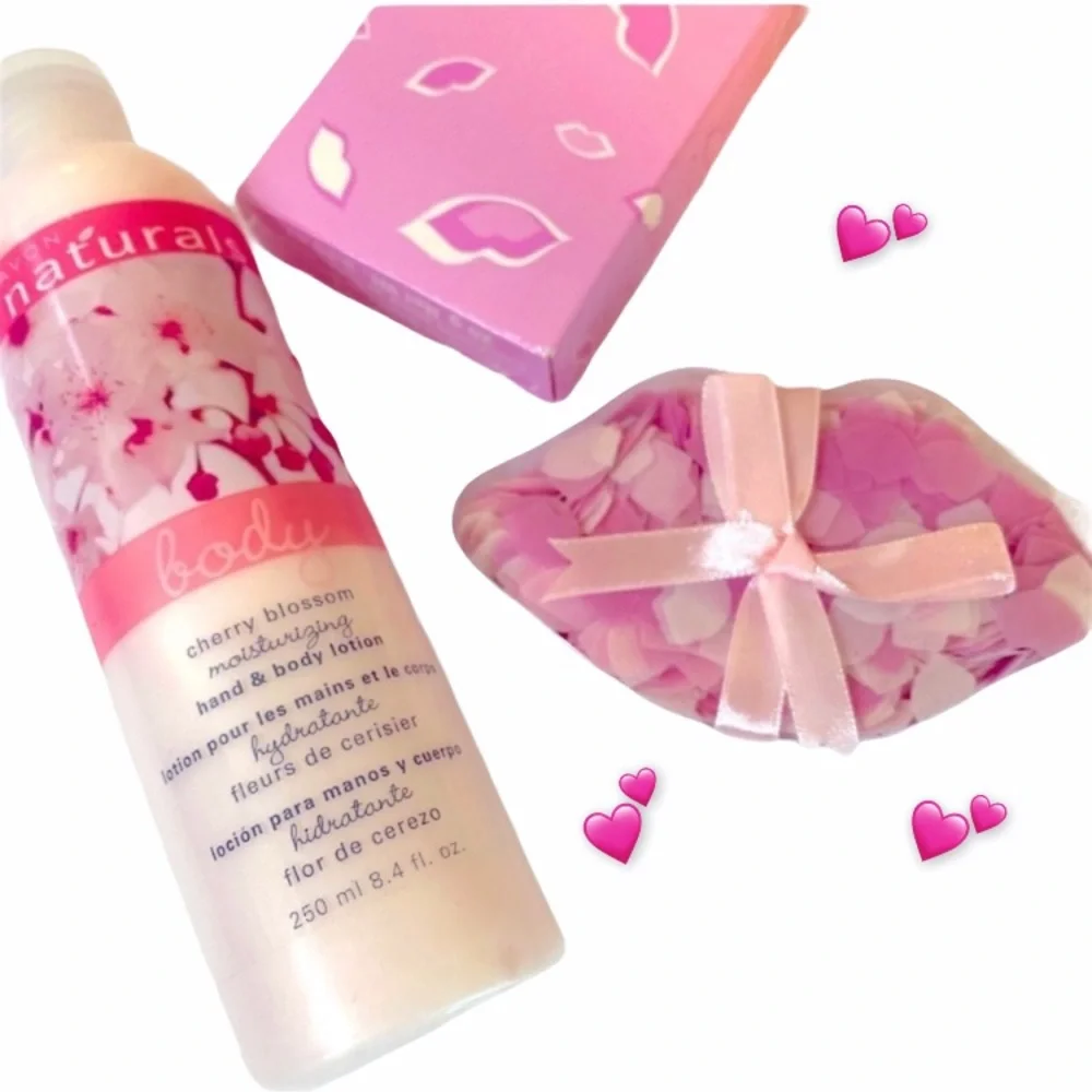 Soft Kiss Bath & Body Set Sexy Luxury Fragrance Kissable Bath Confetti & Lotion